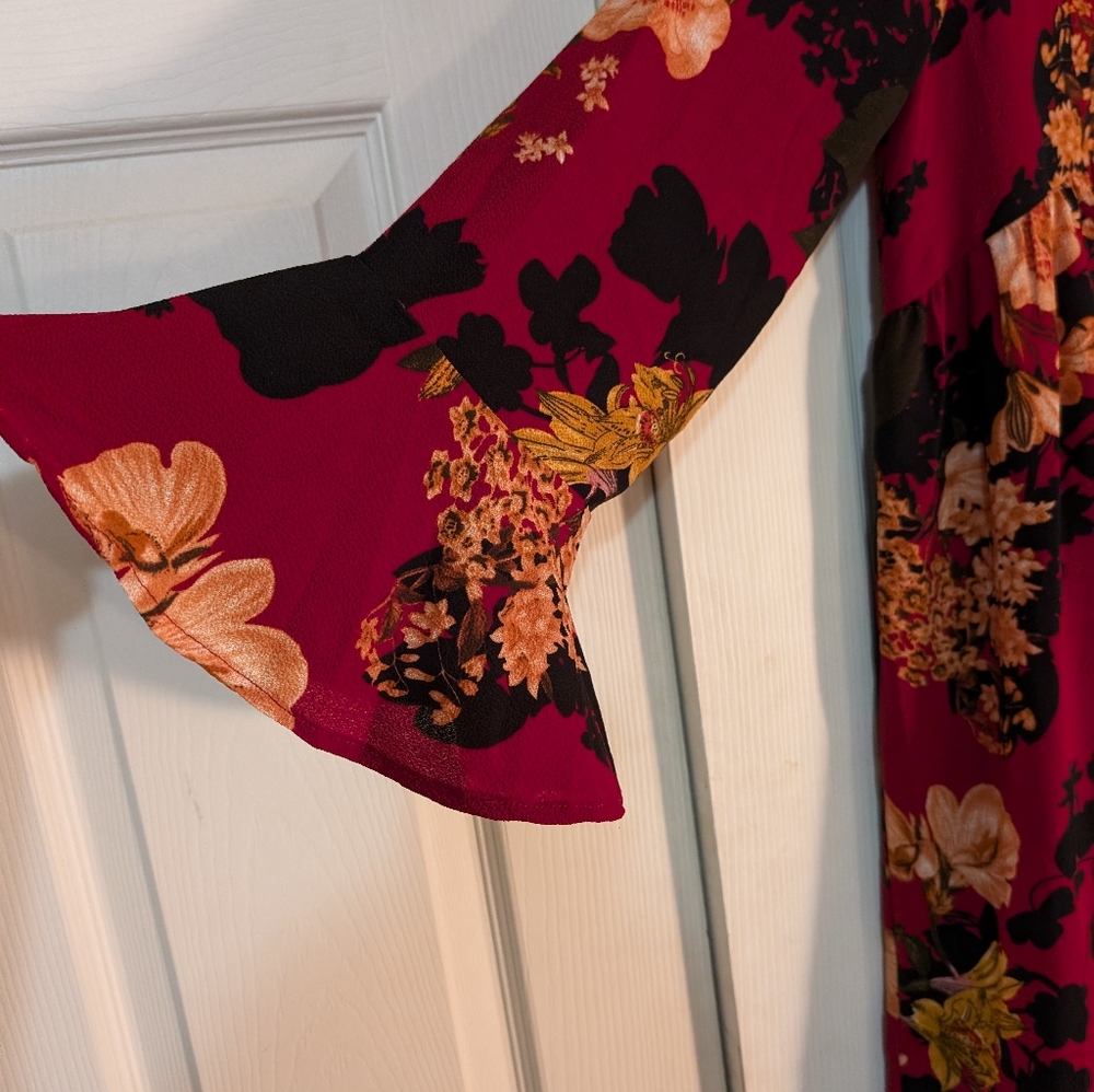 JODIFL Red Floral Bell Sleeve Dress Size L - Picture 3 of 7